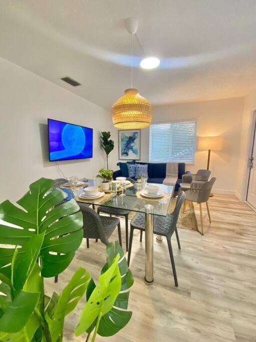 Beautiful & Relax Family House 2/1- Free Parking Villa Miami Kültér fotó